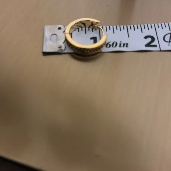 DIANE VON FURSTENBERG HUGGY HOOPS GOLD SHINY STONES - Picture 3 of 4